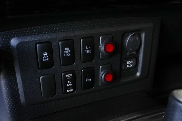 Used 2014 Toyota FJ Cruiser 4WD w/ Upgrade Package image 40