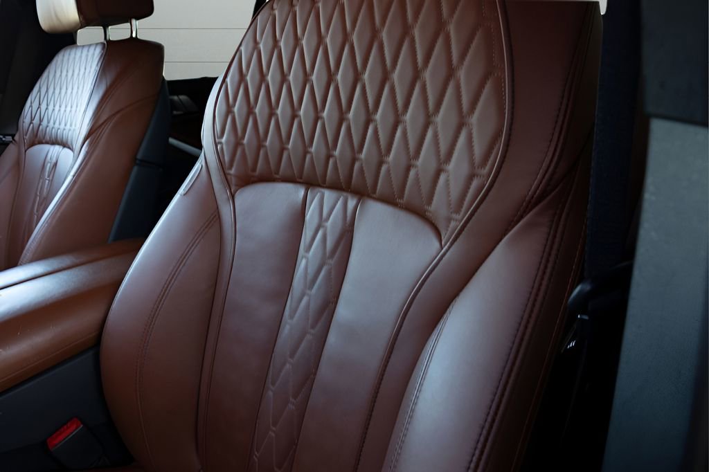 Used 2022 BMW X5 xDrive40i w/ M Sport Package AWD/4WD image 44