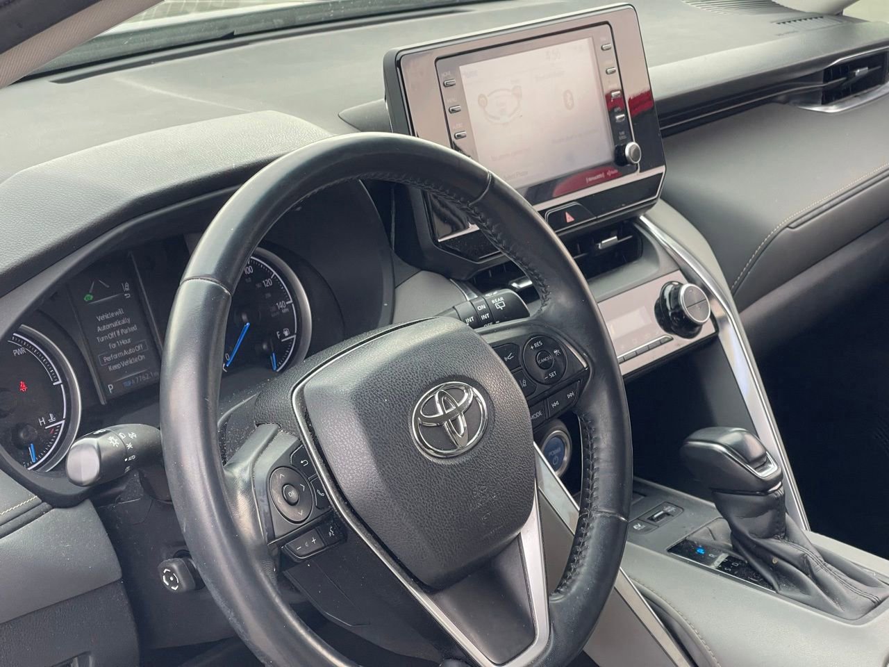 Used 2021 Toyota Venza LE w/ Carpet Mat Package (TMS) AWD/4WD image 5