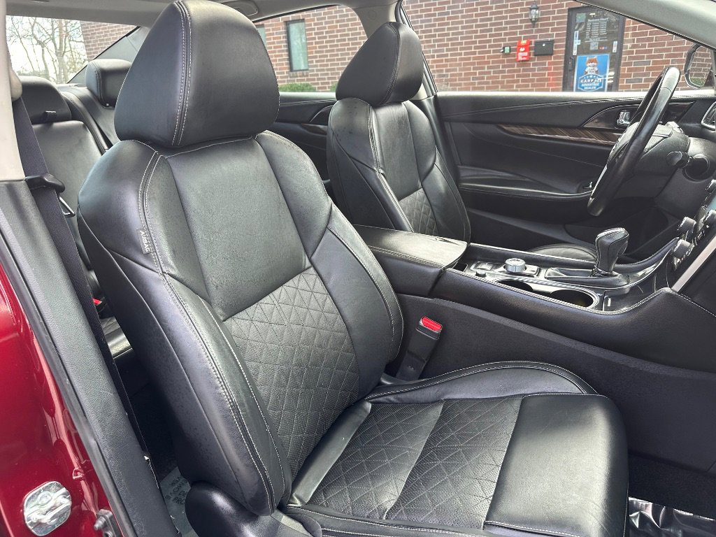 Used 2018 Nissan Maxima Platinum w/ Interior Lighting Package image 24