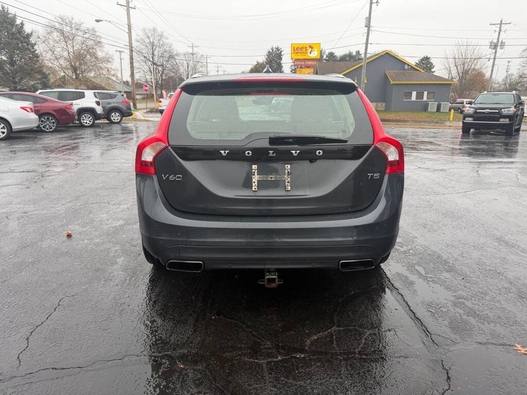 Used 2015 Volvo V60 T5 Premier w/ Convenience Package image 8