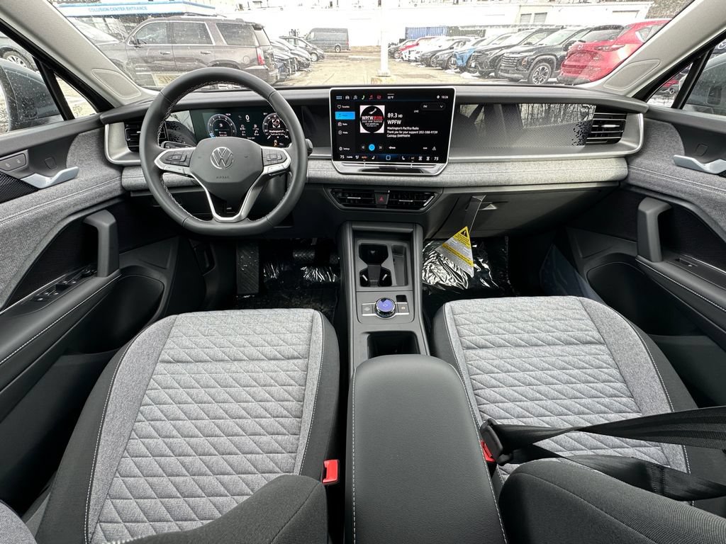 New 2026 Volkswagen Tiguan SE AWD/4WD image 30