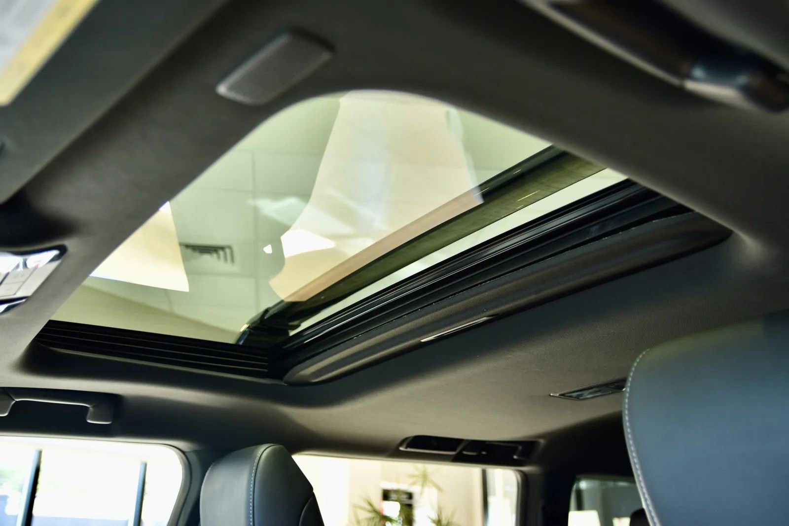 Used 2024 Lexus GX 550 w/ Accessory Package (Z1) image 19