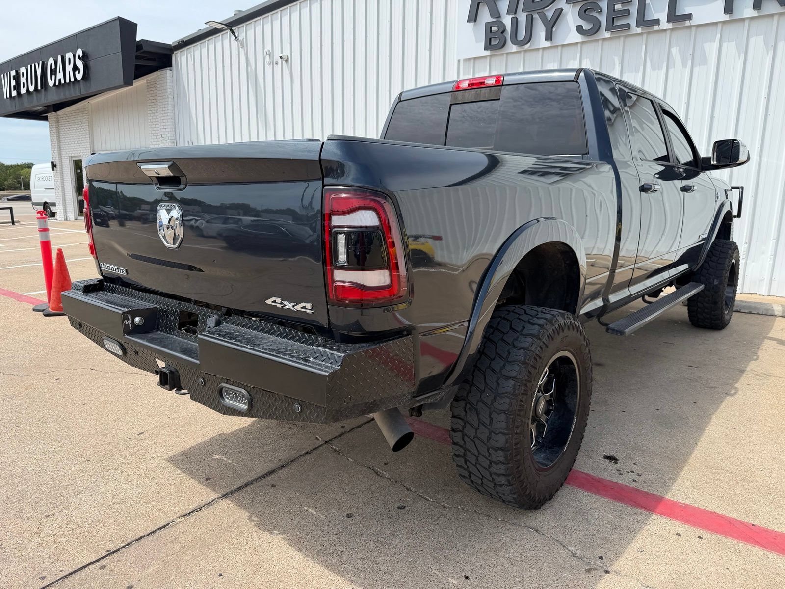 Used 2019 RAM 2500 Laramie AWD/4WD image 7