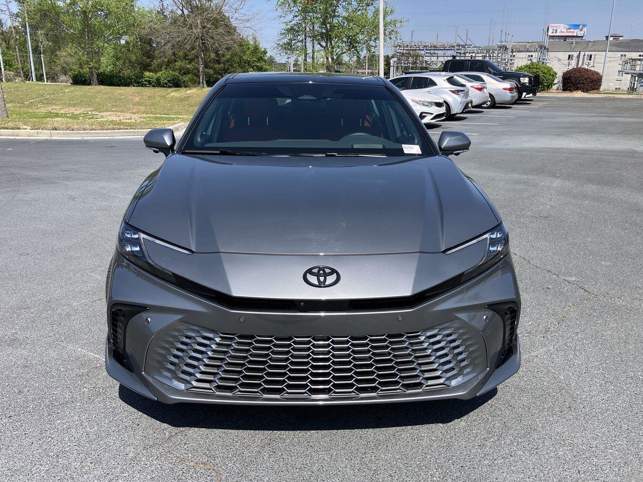 Used 2025 Toyota Camry XSE w/ Premium Plus Package image 8