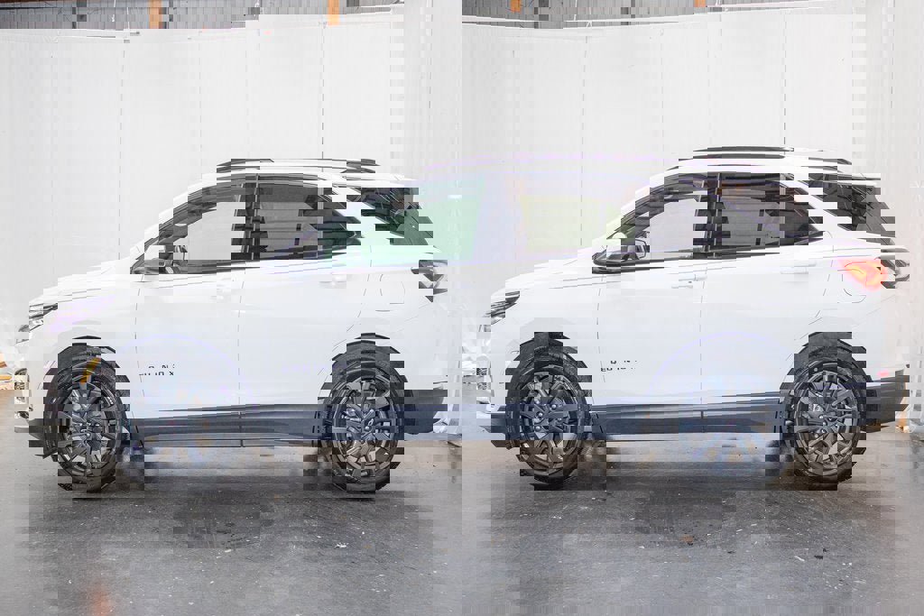 Certified 2022 Chevrolet Equinox RS w/ RS Leather Package image 5