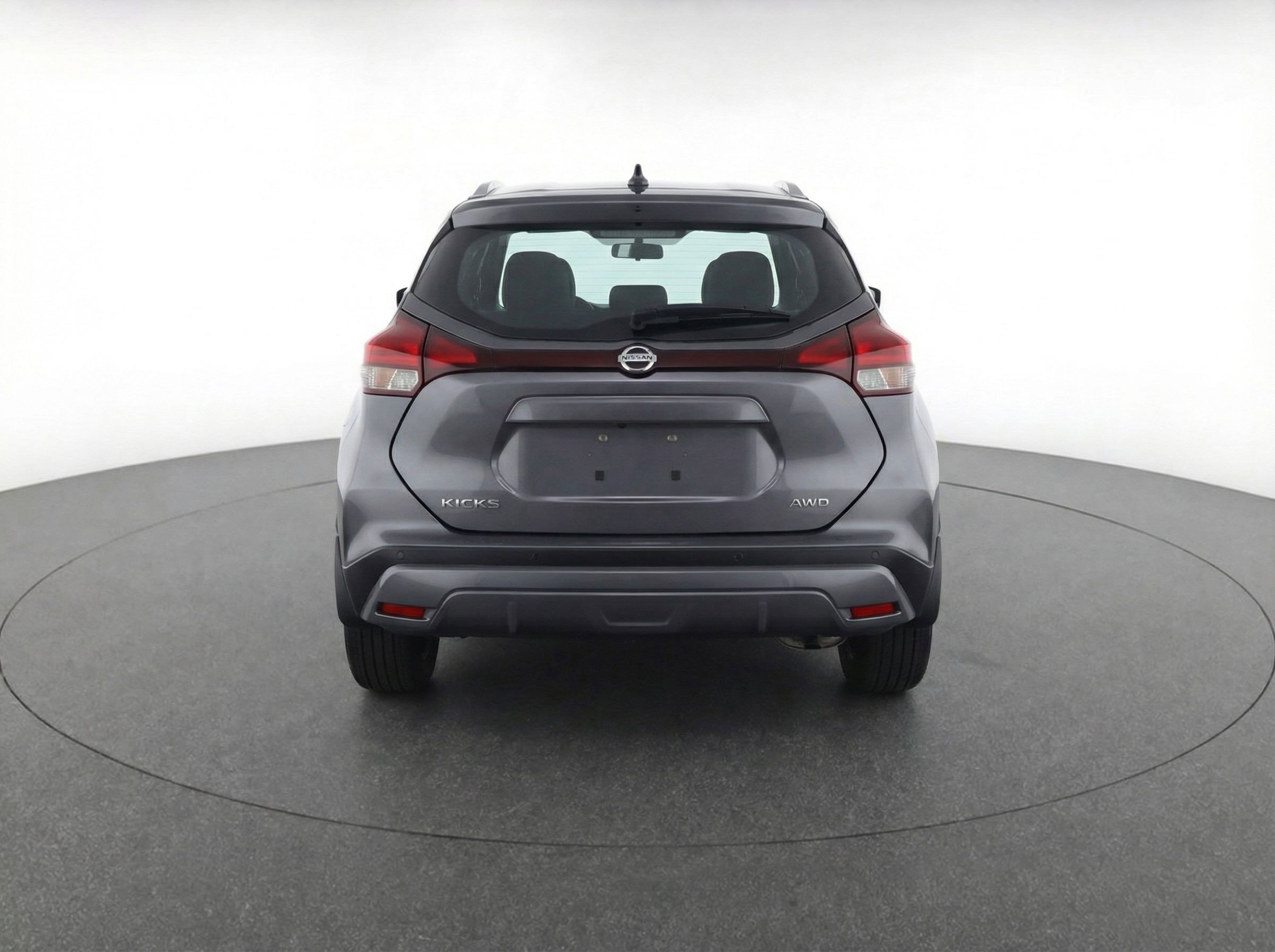 Used 2025 Nissan Kicks SV image 7