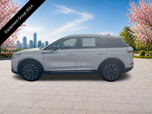 Used 2024 Lincoln Corsair Reserve w/ Equipment Group 201A AWD/4WD image 3