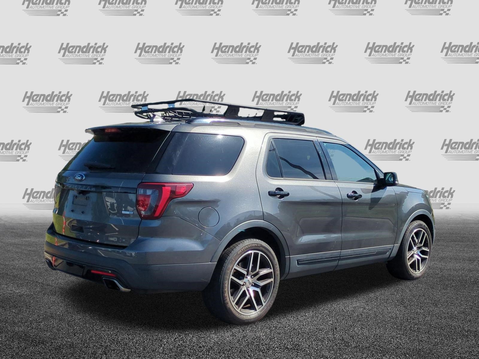 Used 2017 Ford Explorer Sport w/ Equipment Group 401A AWD/4WD image 9