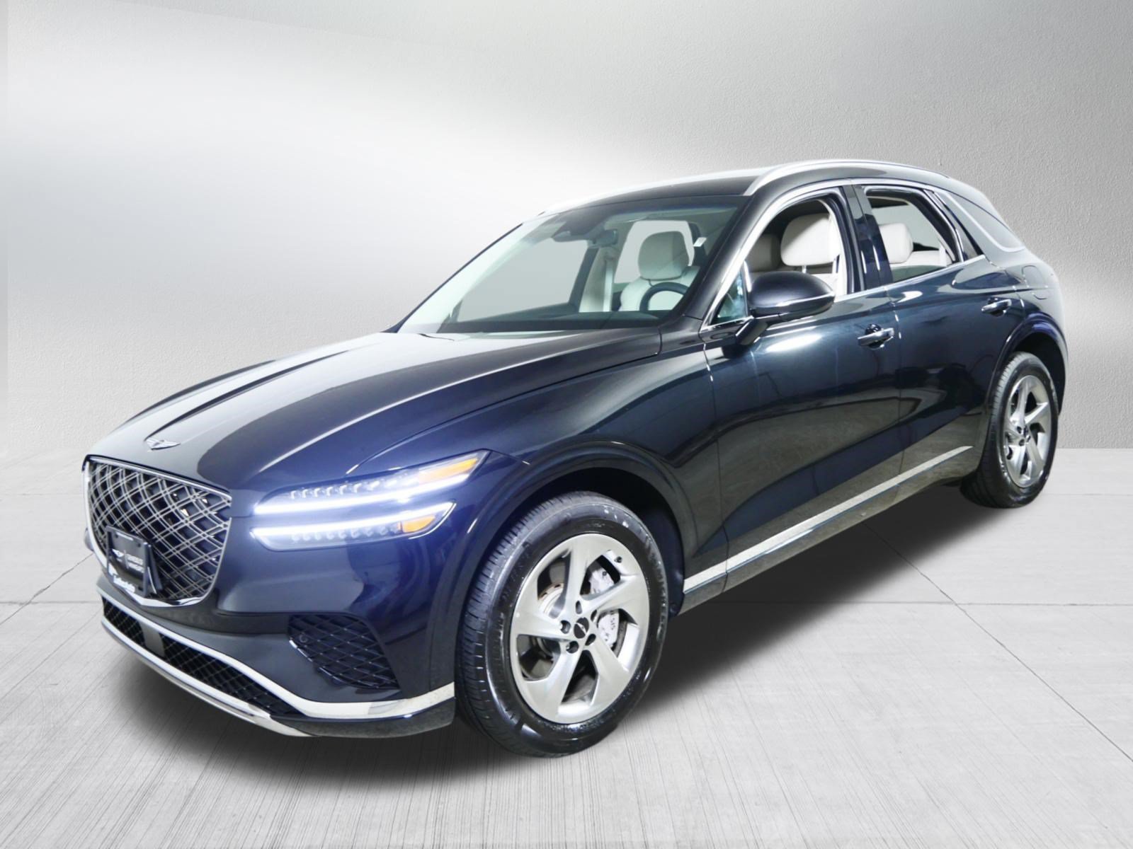 Certified 2026 Genesis GV70 2.5T AWD/4WD image 3