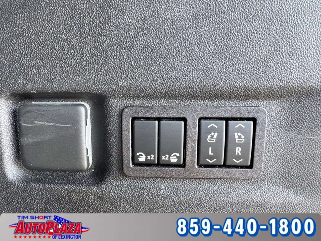 Used 2023 Chevrolet Suburban Z71 w/ Z71 Off-Road Package AWD/4WD image 42