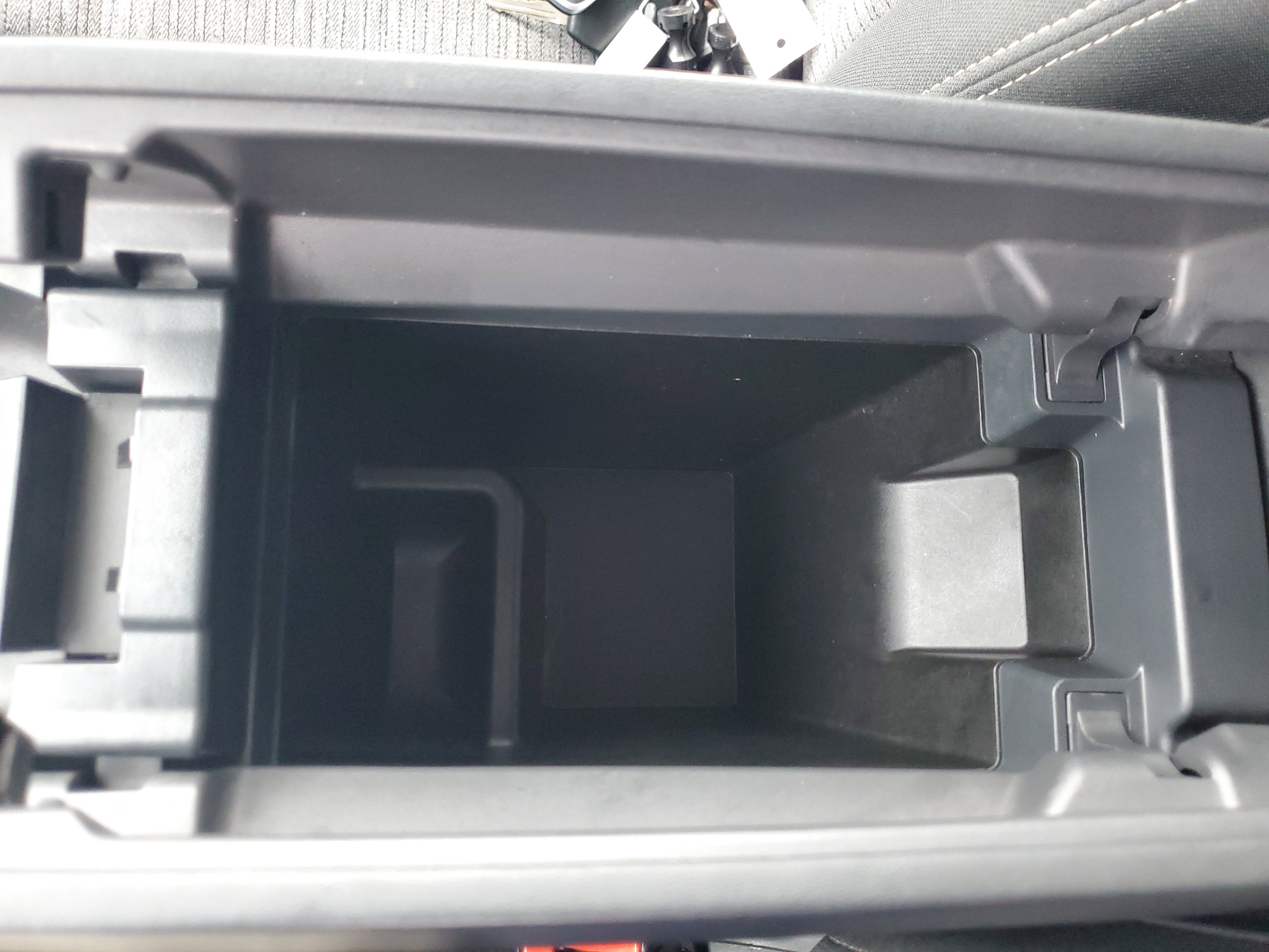 Used 2023 Nissan Rogue SV image 29