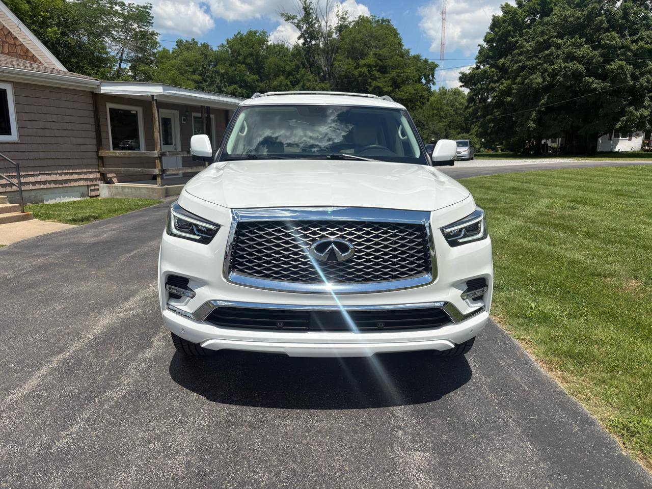 Used 2019 INFINITI QX80 Luxe w/ 22" Wheel Package RWD image 7
