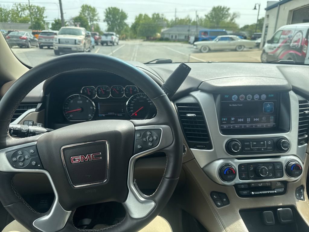 Used 2018 GMC Yukon SLT w/ Open Road Package AWD/4WD image 16