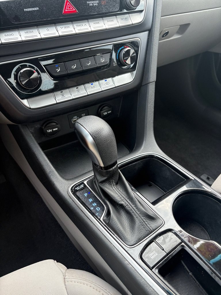 Used 2019 Hyundai Sonata SE FWD image 18