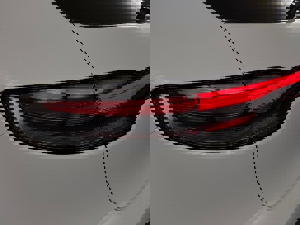 New 2026 Porsche Macan S image 12