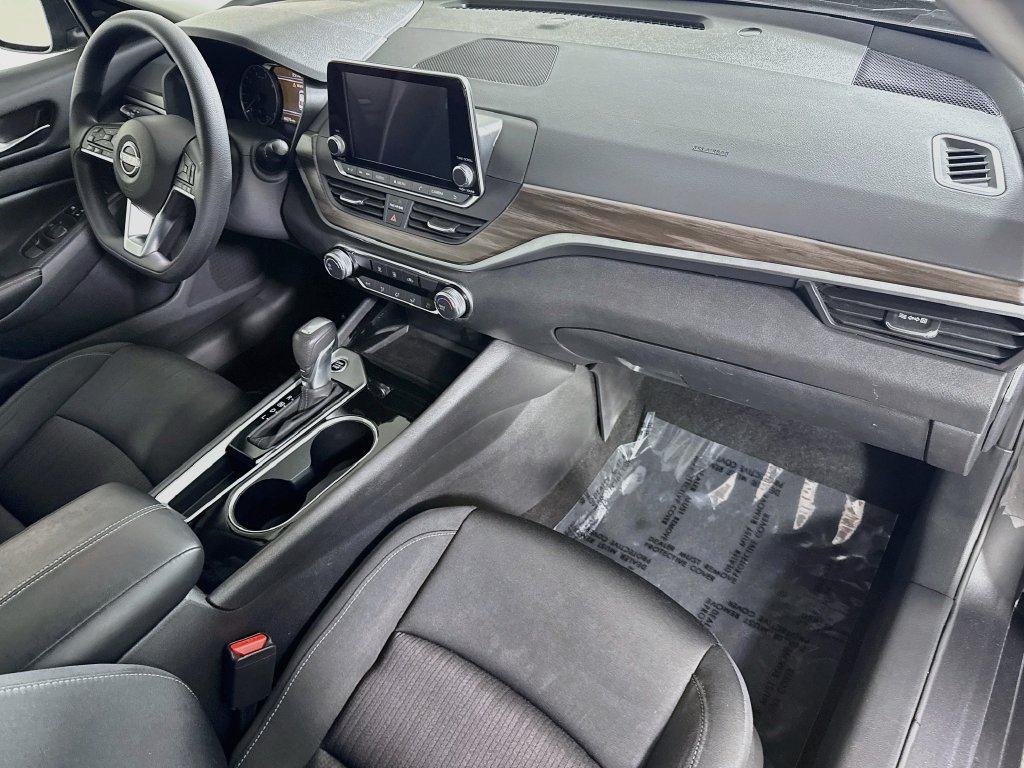 Certified 2024 Nissan Altima 2.5 SV FWD image 30