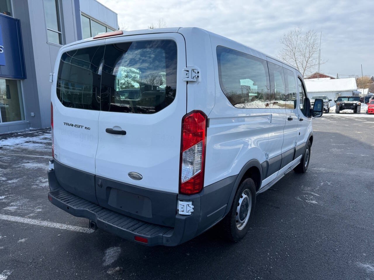 Used 2015 Ford Transit 150 XL RWD image 7