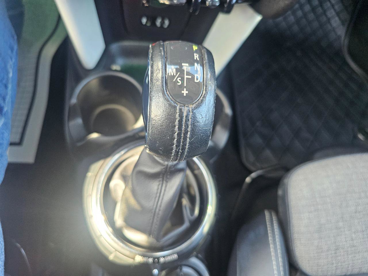 Used 2016 MINI Cooper 4-Door Hardtop FWD image 36