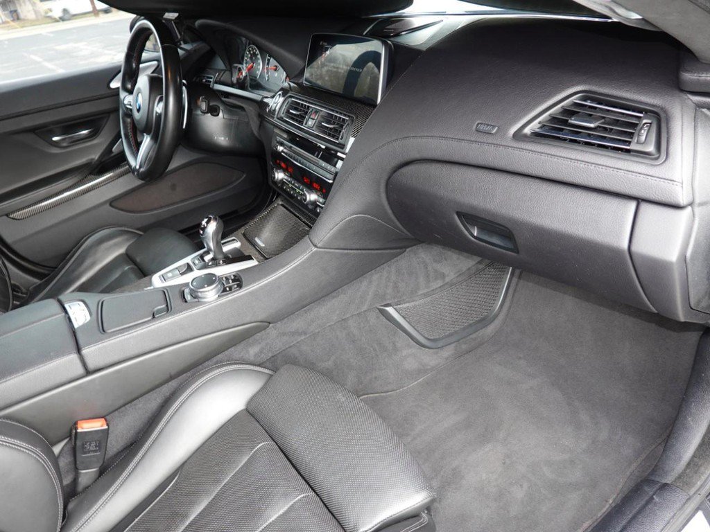 Used 2016 BMW M6 Gran Coupe RWD image 21