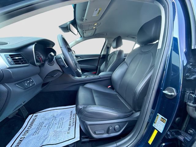 Used 2021 Genesis G70 2.0T image 22