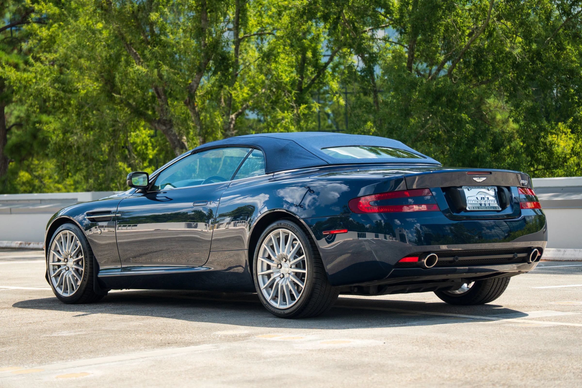 Used 2006 Aston Martin DB9 Volante RWD image 21