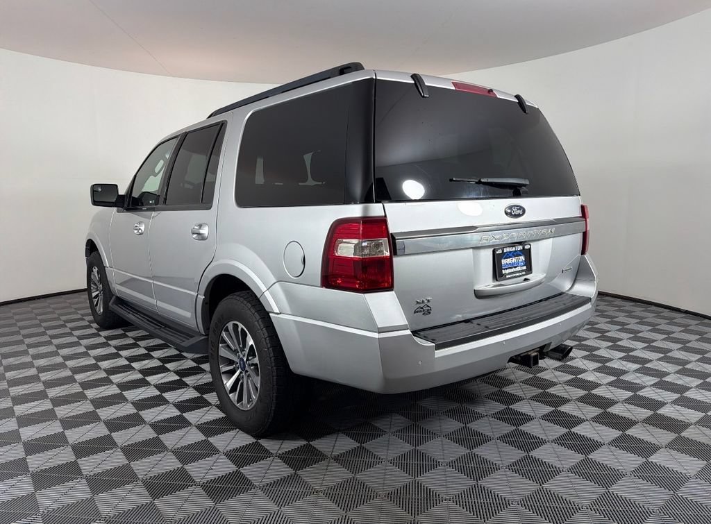 Used 2017 Ford Expedition XLT AWD/4WD image 5