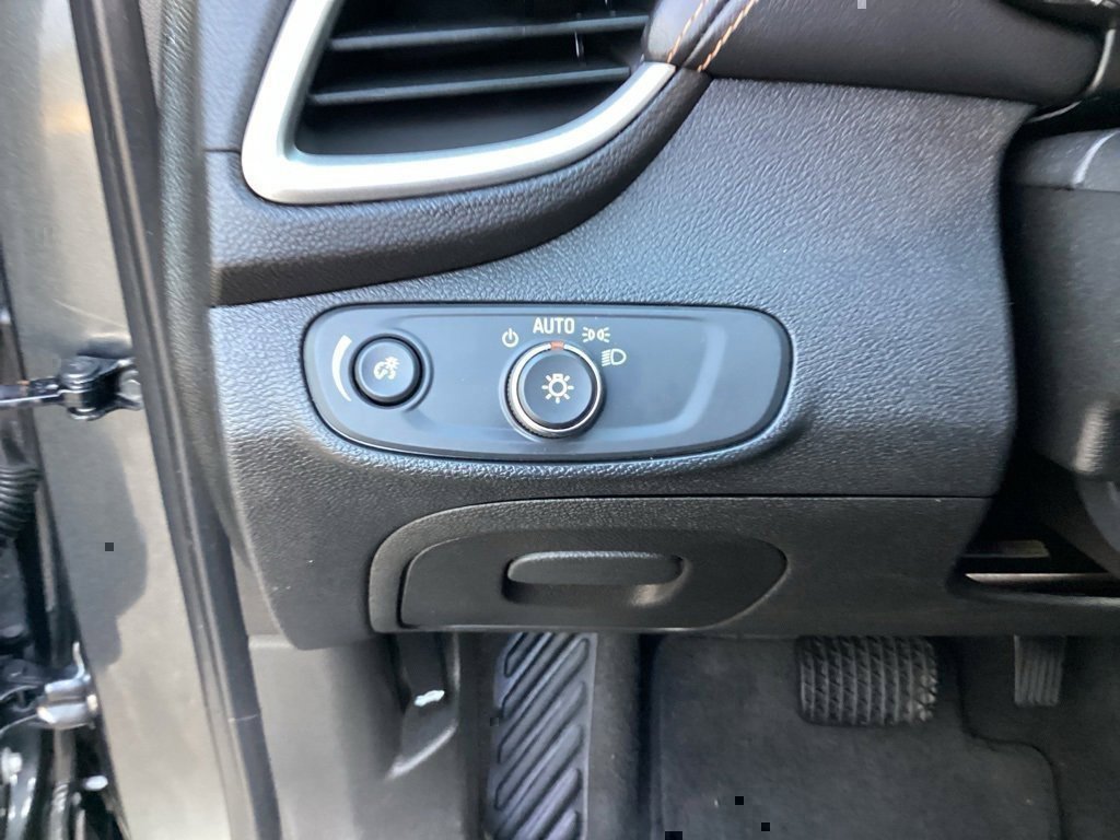 Used 2019 Chevrolet Trax LT image 52