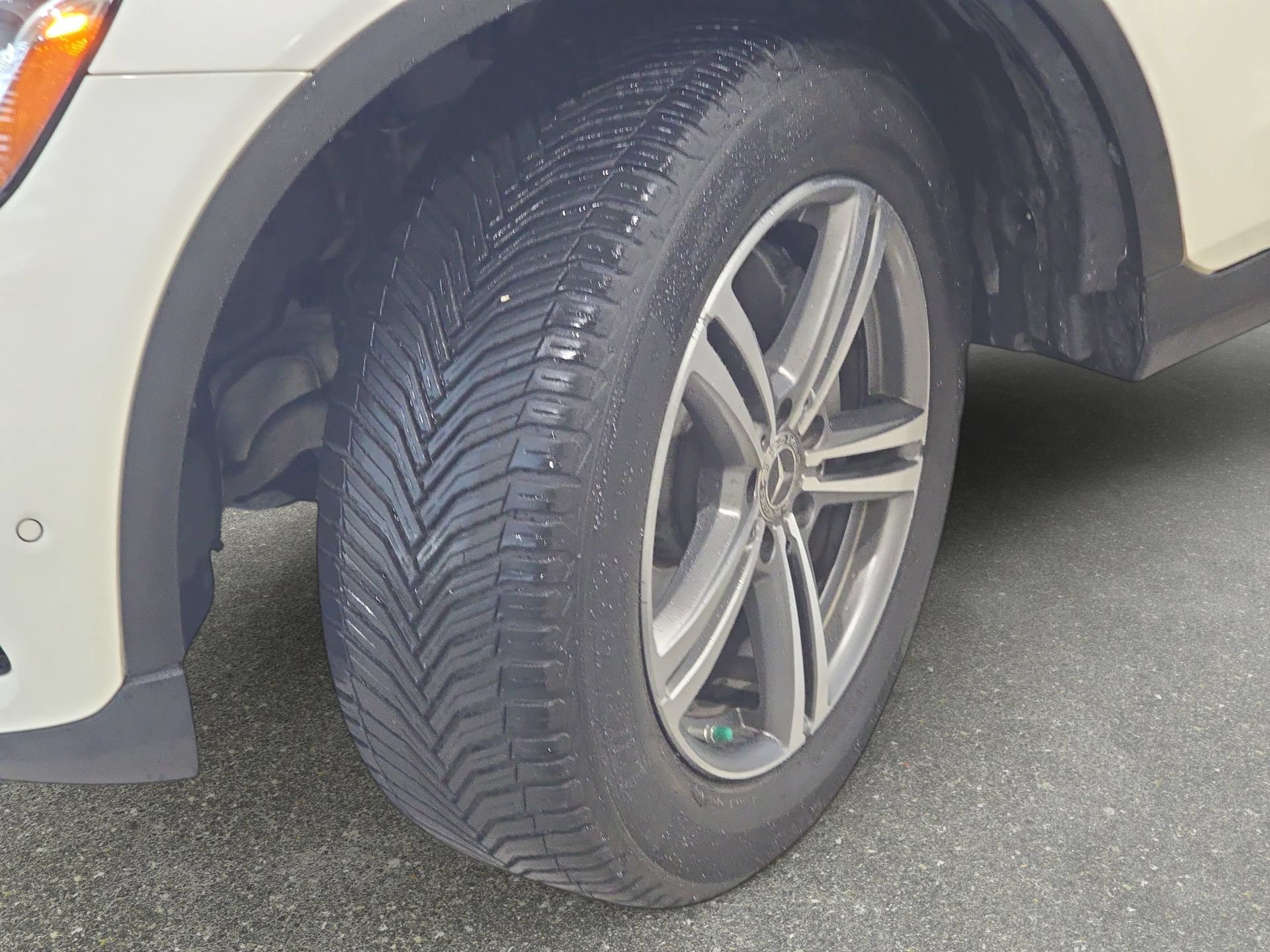 Used 2020 Mercedes-Benz GLC 300 4MATIC image 30