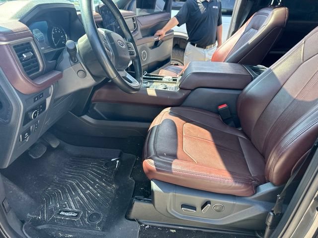 Used 2024 Ford Expedition Max Limited AWD/4WD image 9