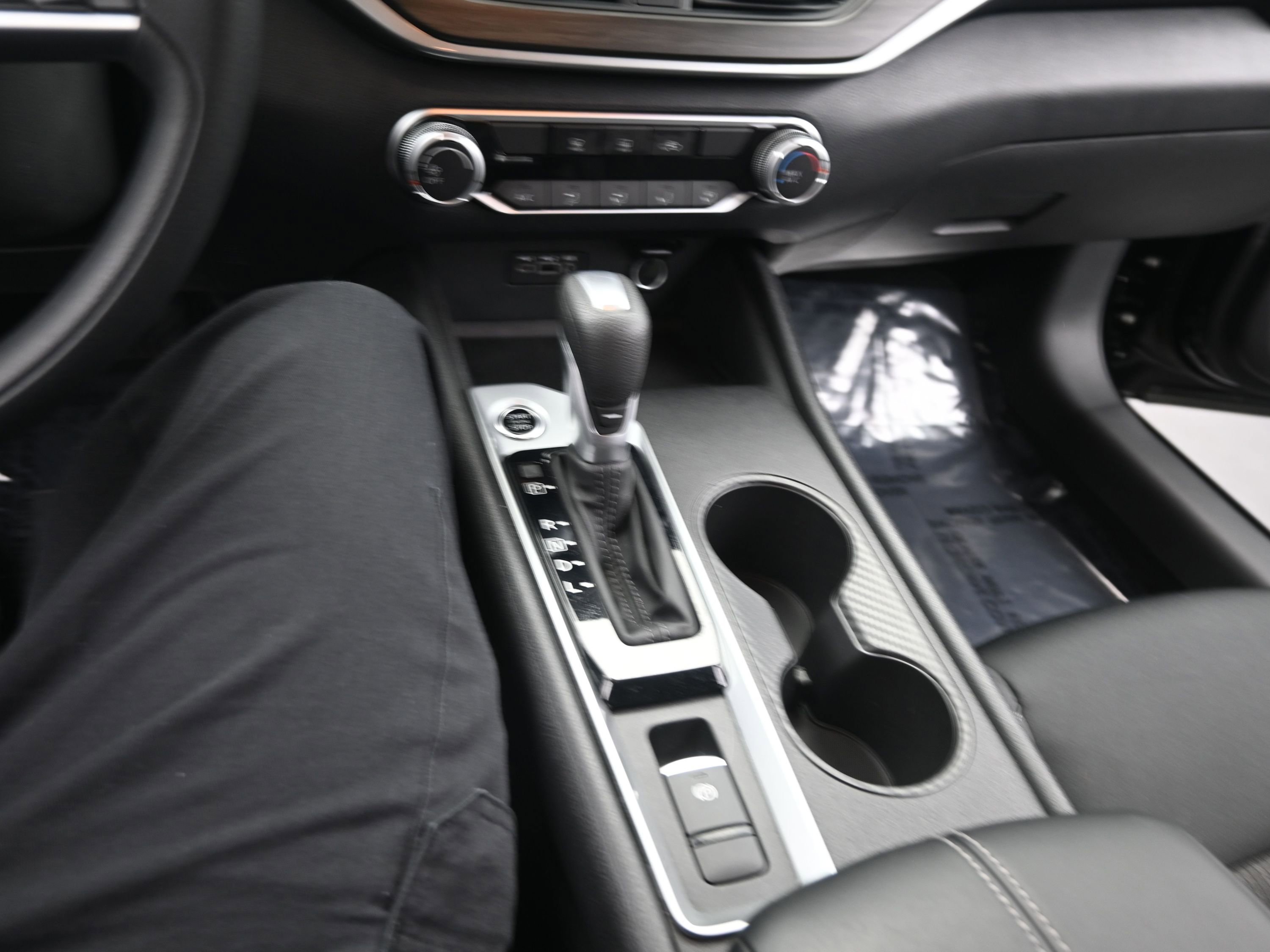 Certified 2025 Nissan Altima 2.5 SV image 16