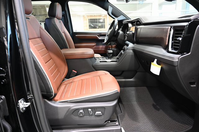 New 2026 GMC Sierra 1500 Denali Ultimate image 17