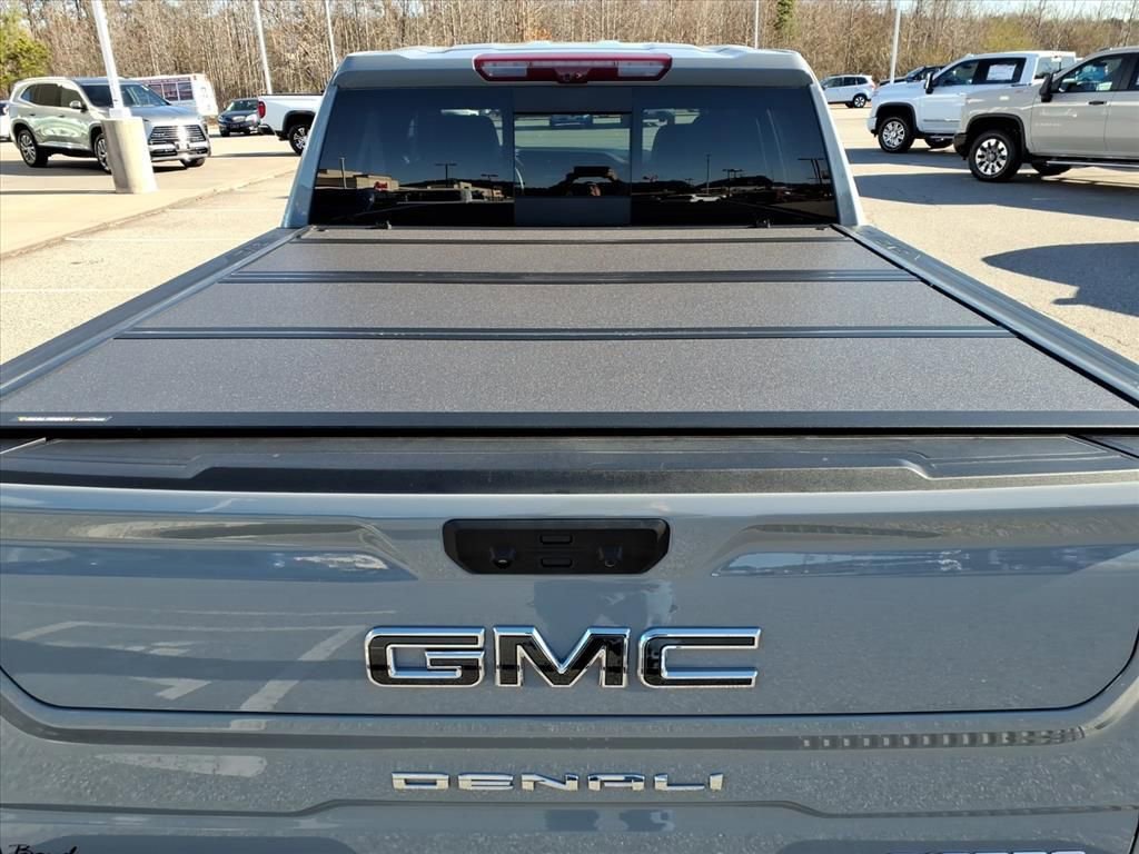 Used 2025 GMC Sierra 1500 Denali Ultimate image 6