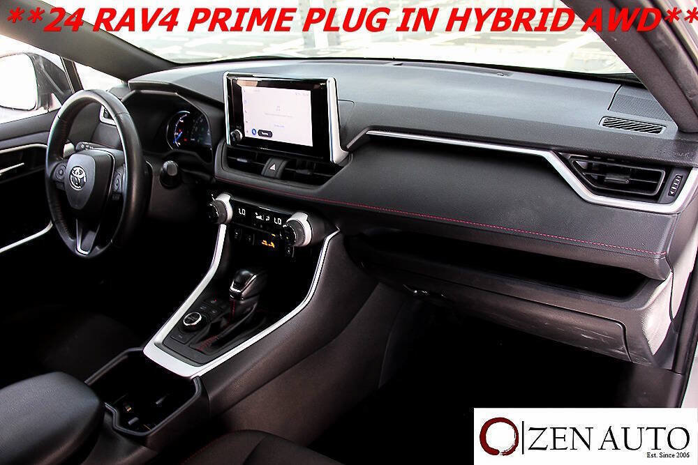 Used 2024 Toyota RAV4 SE w/ Weather & Moonroof Package AWD/4WD image 25
