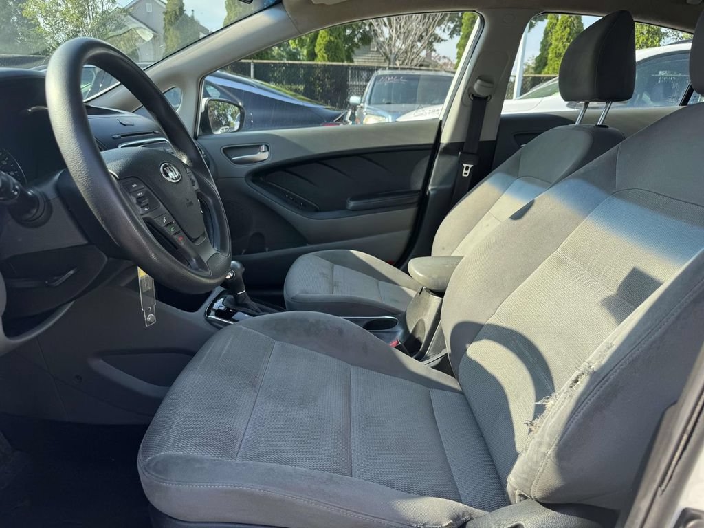 Used 2017 Kia Forte LX FWD image 14