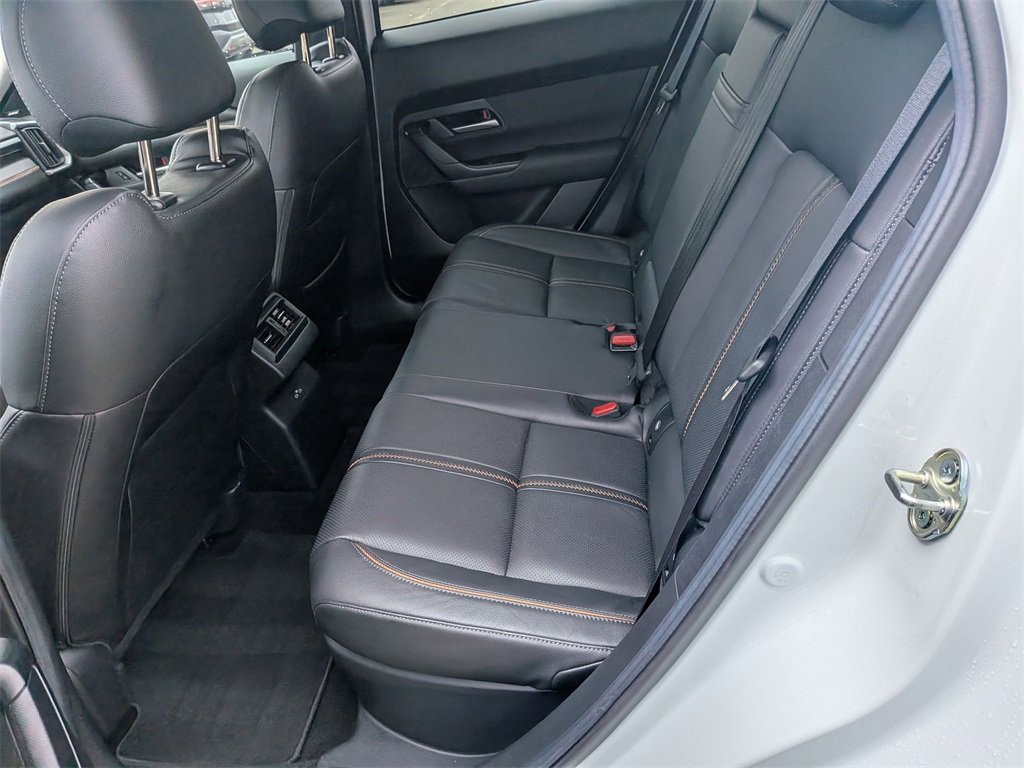 Used 2025 MAZDA CX-50 AWD 2.5 Hybrid w/ Premium Pkg image 23