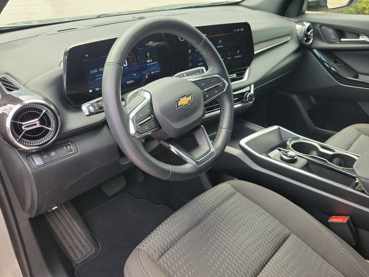 Used 2026 Chevrolet Equinox LT FWD image 14