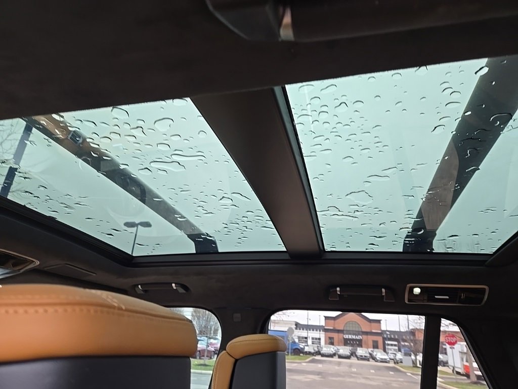 Used 2019 Land Rover Range Rover Autobiography image 15