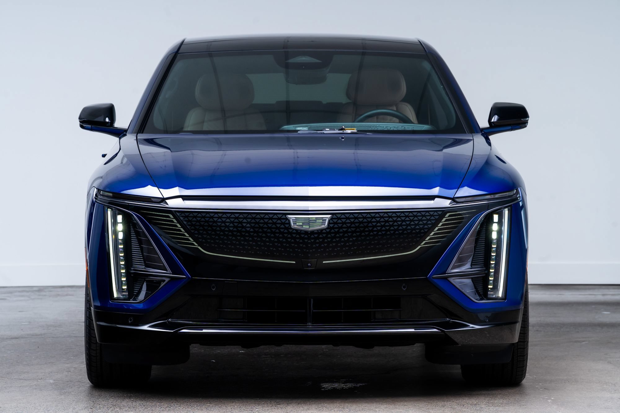 Used 2024 Cadillac Lyriq Sport w/ Nappa Leather Package AWD/4WD image 2