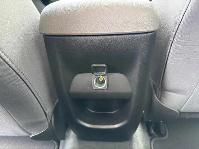 Used 2022 Chevrolet Colorado W/T RWD image 12