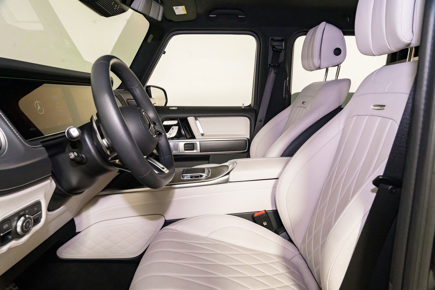 Used 2025 Mercedes-Benz G 63 AMG 4MATIC image 17