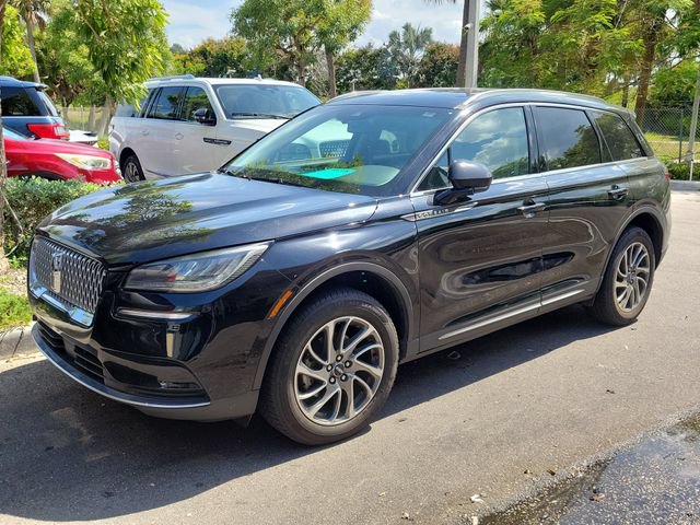 Certified 2022 Lincoln Corsair FWD image 2