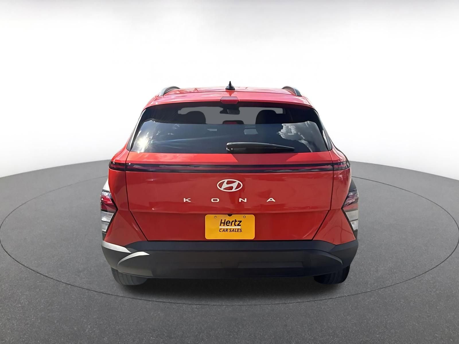 Used 2025 Hyundai Kona SEL image 17