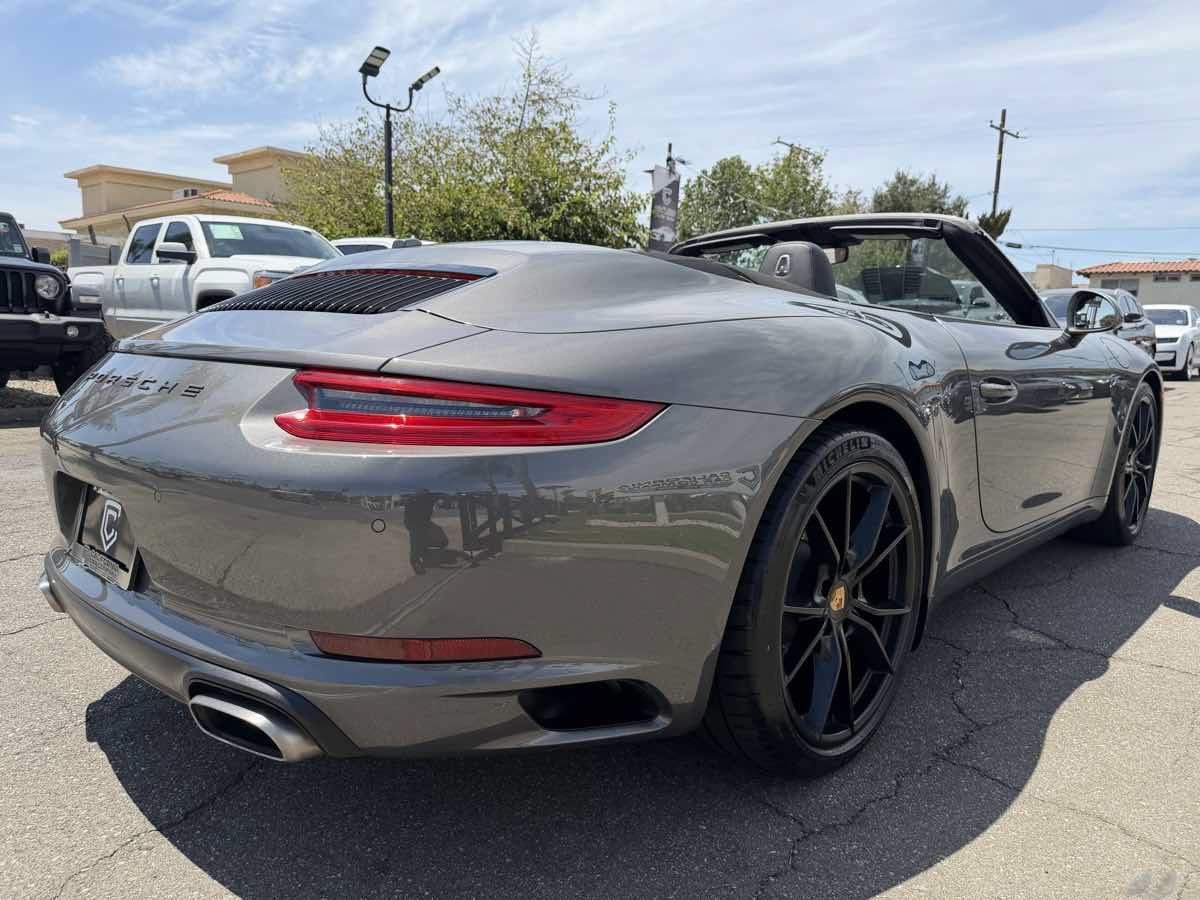 Used 2019 Porsche 911 Carrera RWD image 13