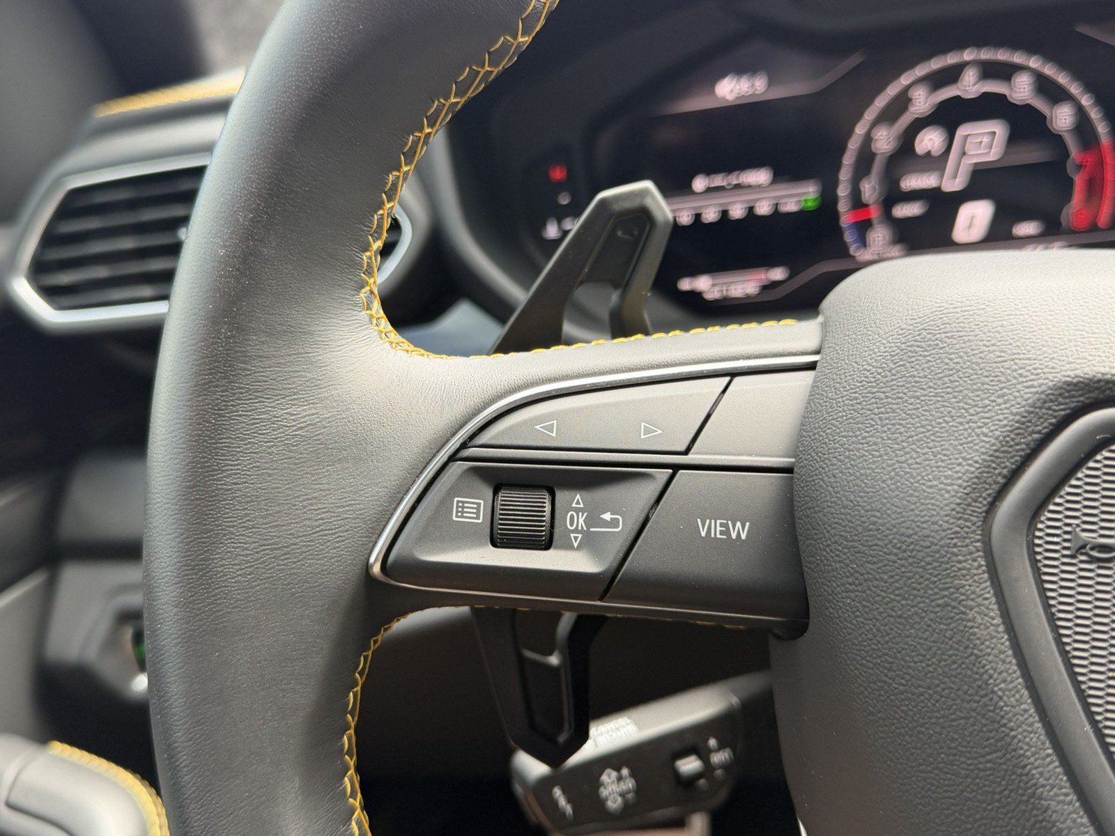 Used 2024 Lamborghini Urus S AWD/4WD image 18