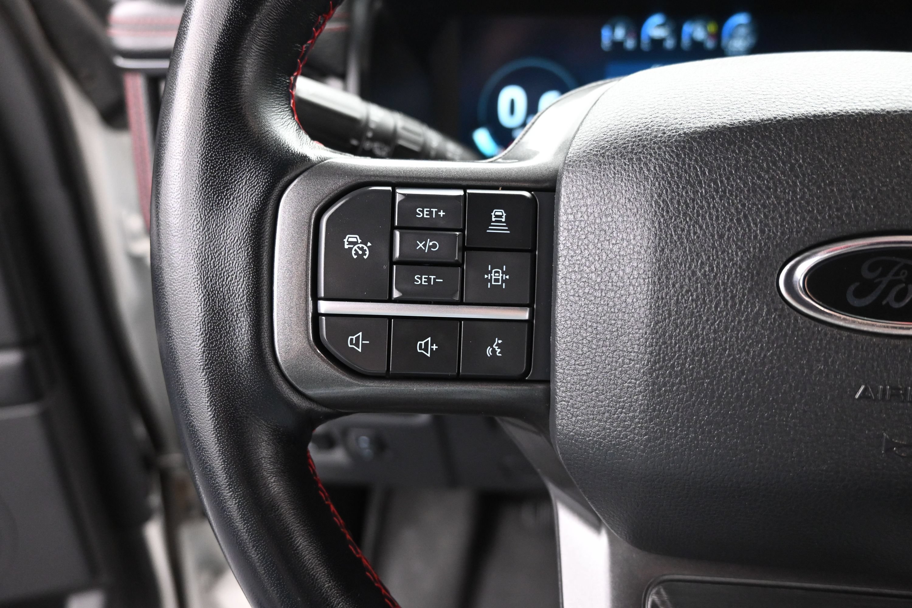 Used 2023 Ford Expedition Limited RWD image 14