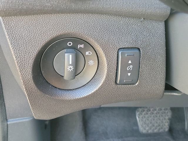 Used 2014 Ford Fiesta SE image 20