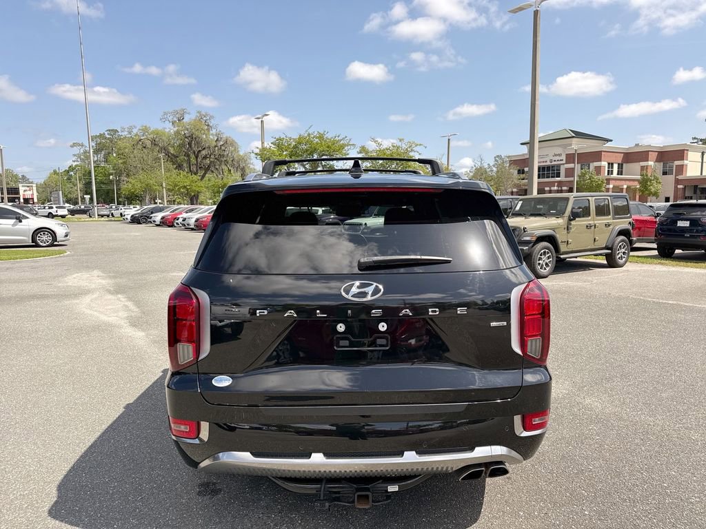 Used 2022 Hyundai Palisade Calligraphy w/ Winter Package image 4