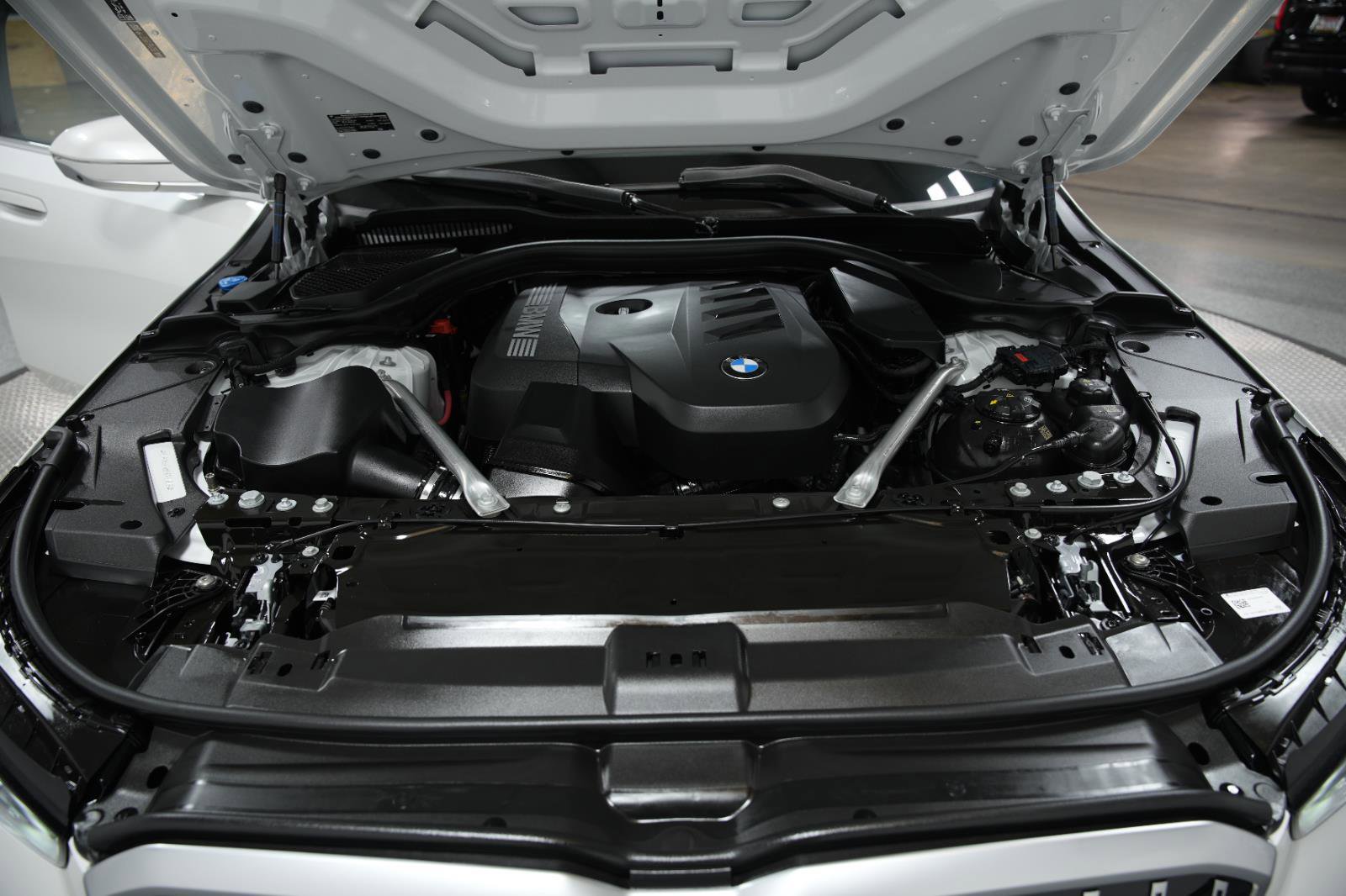 Used 2026 BMW 530i xDrive w/ Premium Package image 44