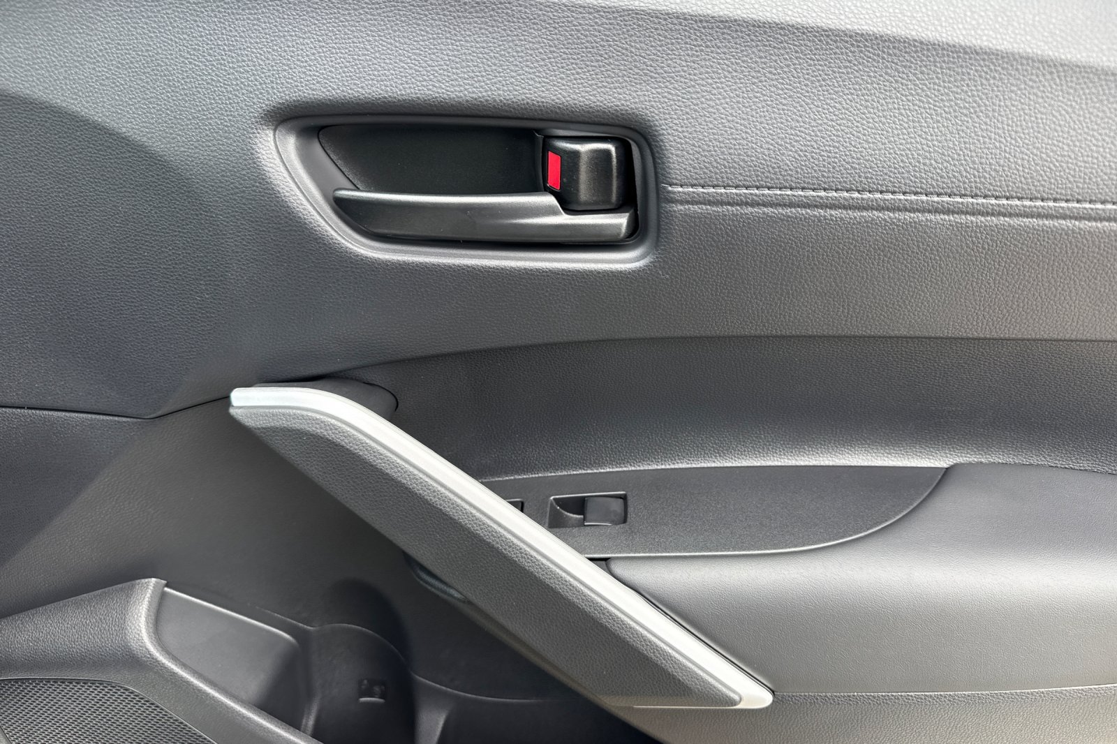 New 2026 Toyota Corolla Cross AWD Hybrid image 19